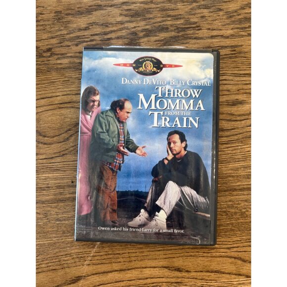 Throw Momma From The Train DVD 1987 Comedy Movie Danny DeVito Pre-Owned - Picture 1 of 4